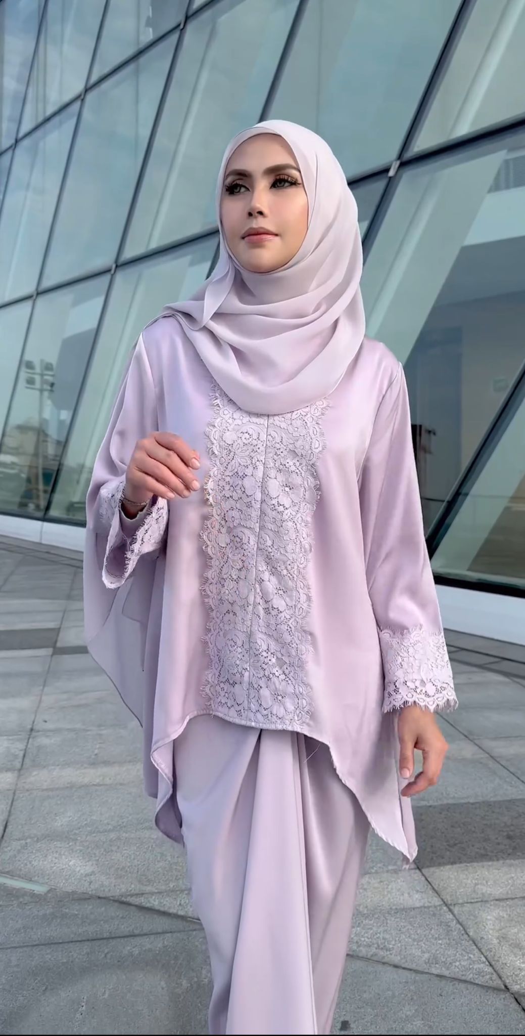Thalia Kurung